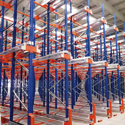 A39: Scaffalature per navetta radio Scaffalature per magazzino Scaffalature per pallet runner Scaffalature per navetta