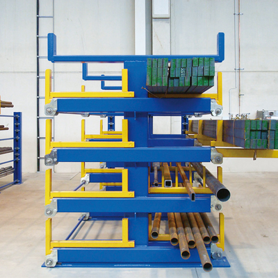 Scaffalature manuali a cantilever telescopico per materiali lunghi