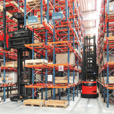 Scaffalatura VNA Corridoio Molto Stretto Scaffalatura per Carichi Pesanti Scaffalatura per Pallet VNA Scaffalatura a Travi