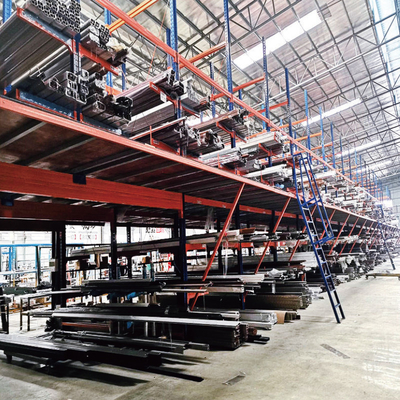 A59: Scaffalature a mezzanine supportate da scaffalature a cantilever, scaffalature a mezzanine a cantilever