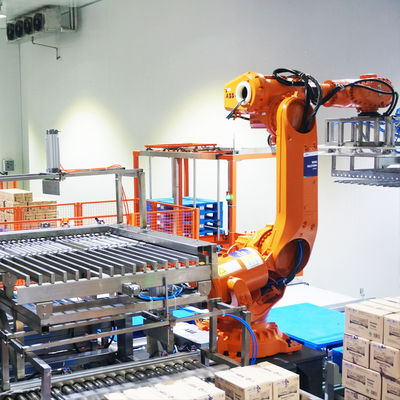 Sistema di stoccaggio e recupero automatico