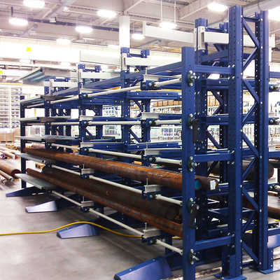 A13: Scaffalature manuali telescopiche a cantilever per magazzini di materiali lunghi