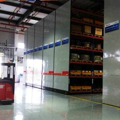 B36 Sistema intelligente di stoccaggio in magazzino con scaffalatura elettrica mobile per pallet
