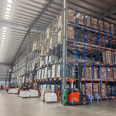 B50: Stoccaggio in magazzino con scaffalature portapallet a navetta radio, navetta a quattro vie, attrezzatura per pallet ad alta velocità, scaffalatura con carrello radio