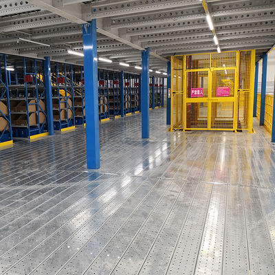 C05:Piattaforma di struttura in acciaio per pavimenti di mezzanino a più strati per lavori pesanti Piattaforma di acciaio per edifici di mezzanino